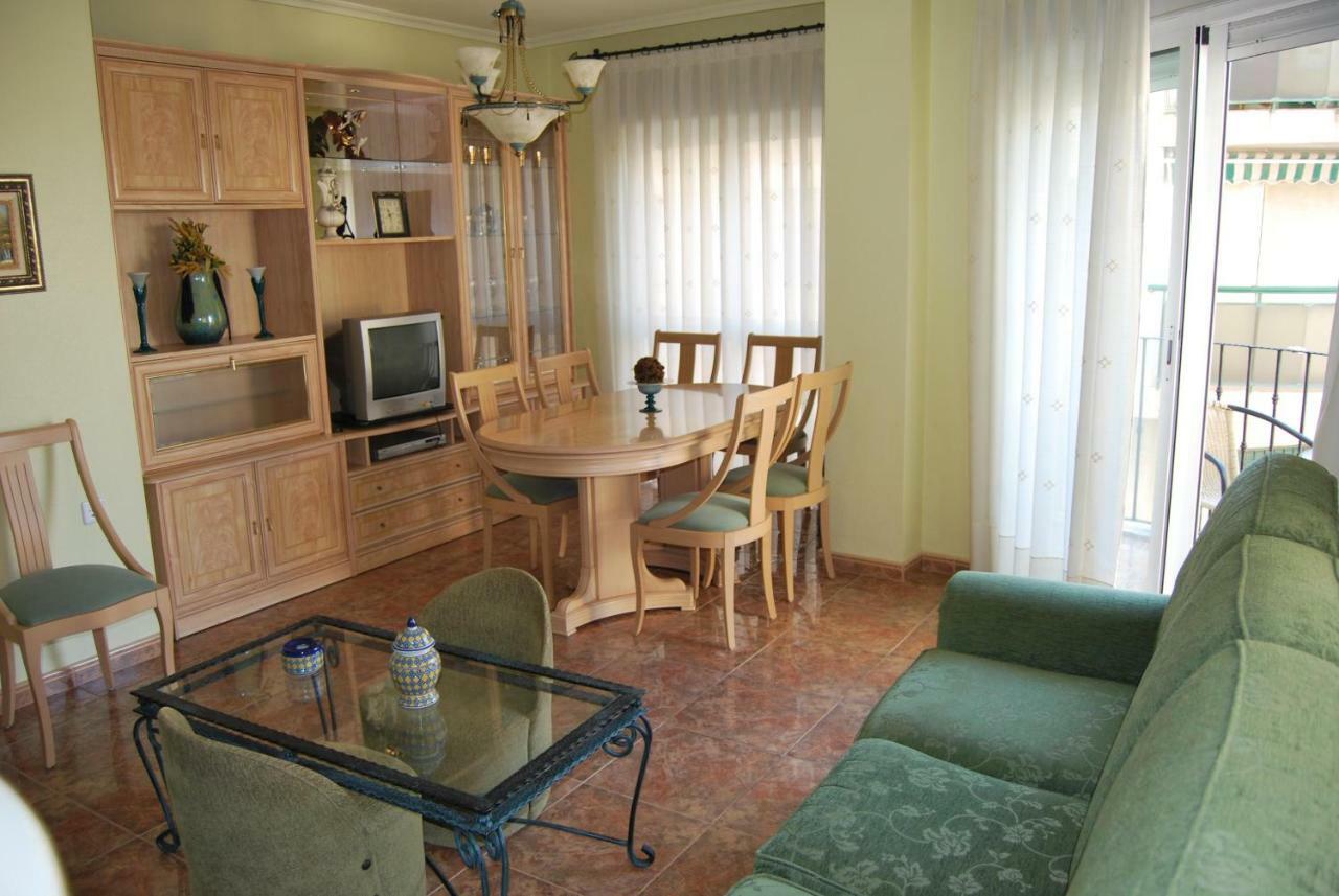 Rumoholidays Spacious 3 Bedrooms Apartment Playa Del Cura تورّيفيِخا المظهر الخارجي الصورة